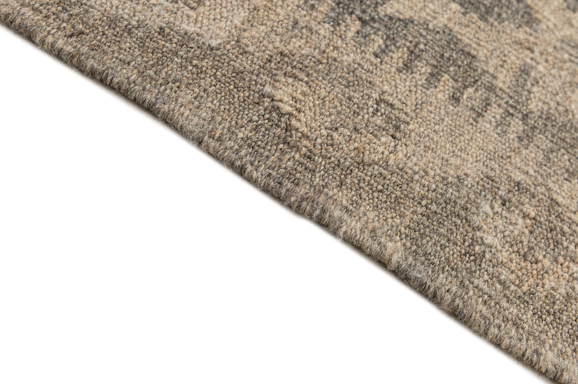 6' 11 x 9' 7 Hand Woven Kilim Maymana Wool Rug