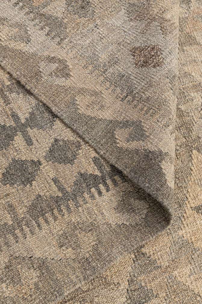 6' 11 x 9' 7 Hand Woven Kilim Maymana Wool Rug