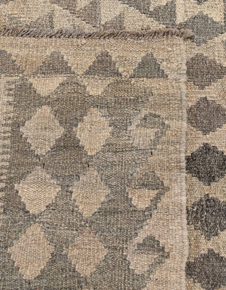 Detail image of 7' x 9' 10  Hand Woven Kilim Maymana Wool Rug