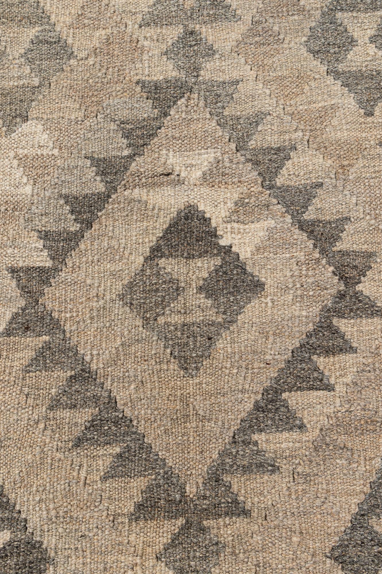 6' 11 x 9' 7 Hand Woven Kilim Maymana Wool Rug