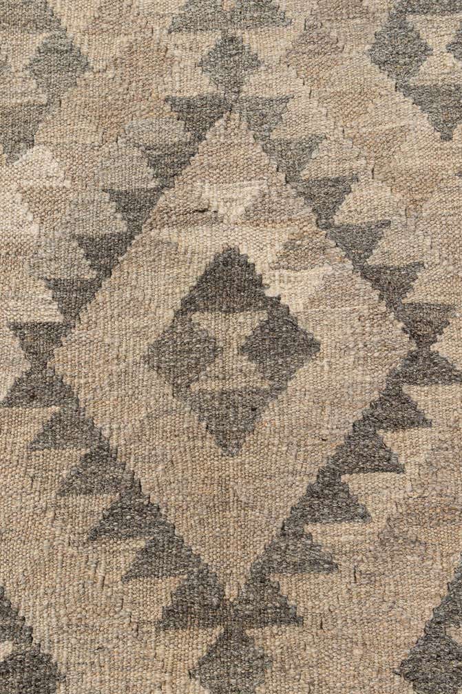 6' 11 x 9' 7 Hand Woven Kilim Maymana Wool Rug