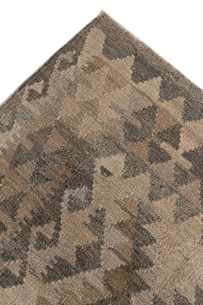 6' 11 x 9' 7 Hand Woven Kilim Maymana Wool Rug