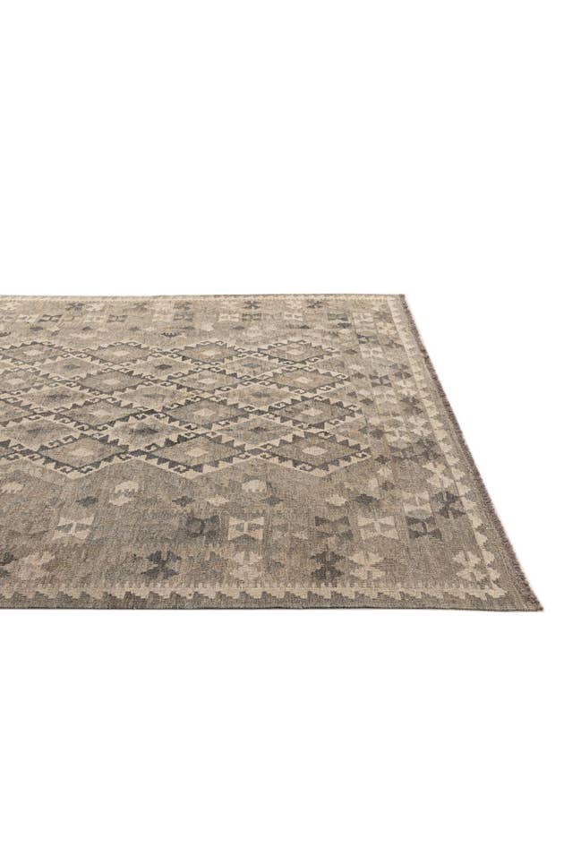 Detail image of 6' 11 x 9' 8 Hand Woven Kilim Maymana Wool Rug