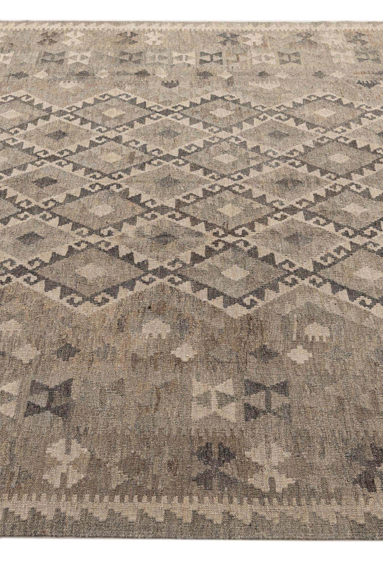 6' 11 x 9' 8 Hand Woven Kilim Maymana Wool Rug