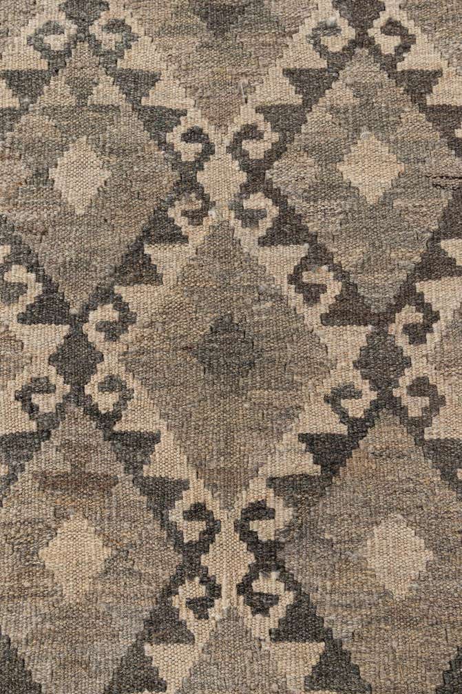 6' 11 x 9' 8 Hand Woven Kilim Maymana Wool Rug