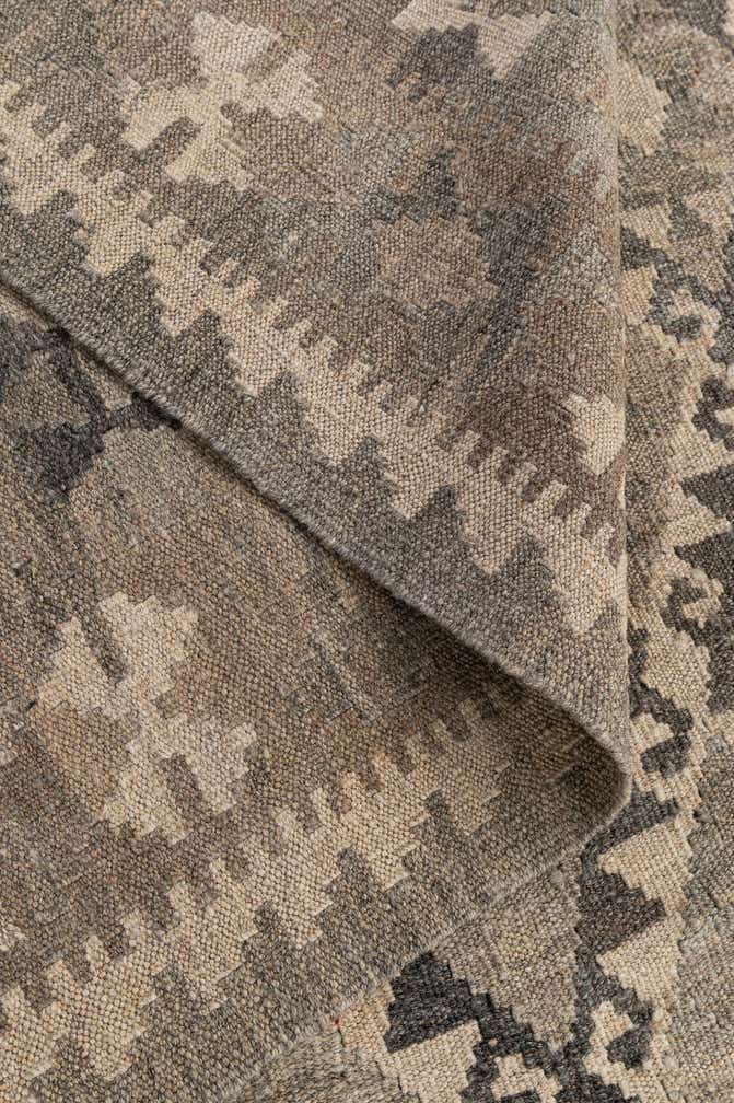 6' 11 x 9' 8 Hand Woven Kilim Maymana Wool Rug