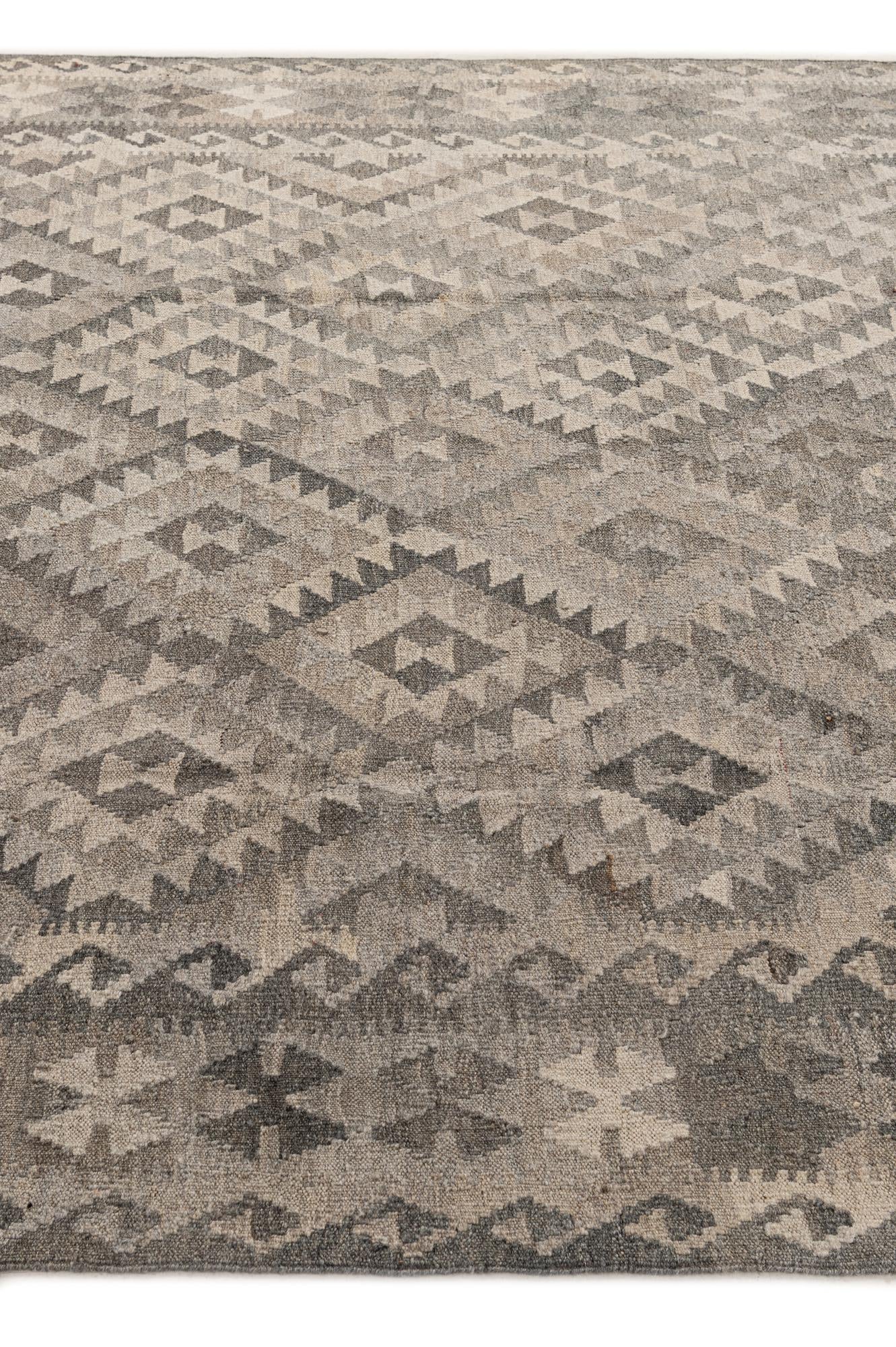 6' 11 x 9' 7 Hand Woven Kilim Maymana Wool Rug
