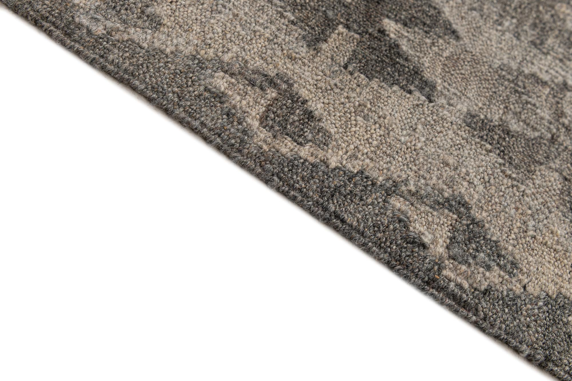6' 11 x 9' 7 Hand Woven Kilim Maymana Wool Rug