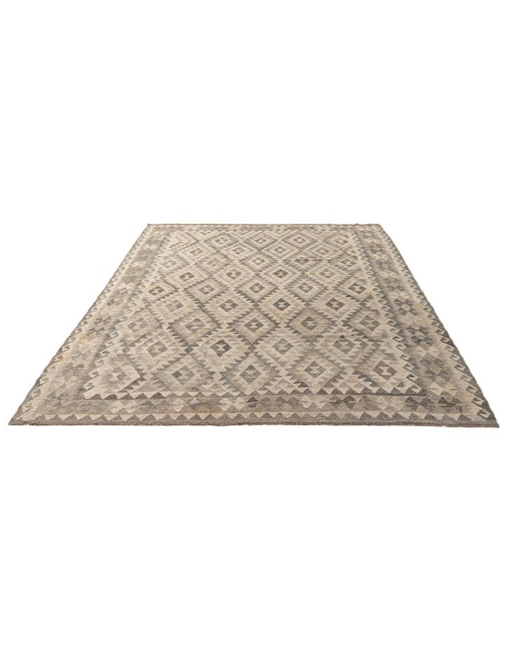 Detail image of 7' x 9' 6 Hand Woven Kilim Maymana Wool Rug