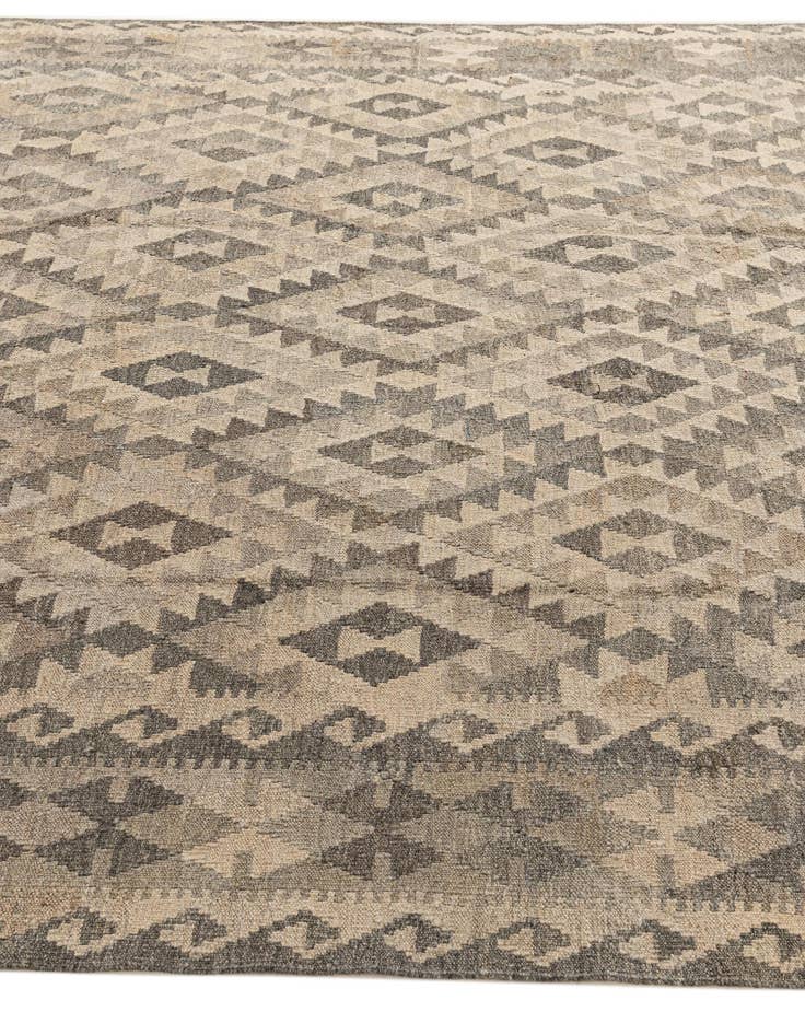 Detail image of 7' x 9' 6  Hand Woven Kilim Maymana Wool Rug