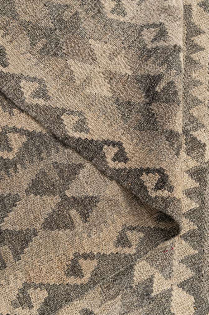 7' x 9' 6 Hand Woven Kilim Maymana Wool Rug