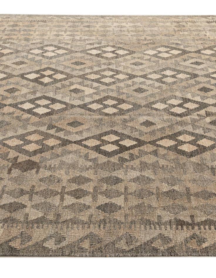 Detail image of 7' 1 x 9' 7  Hand Woven Kilim Maymana Wool Rug