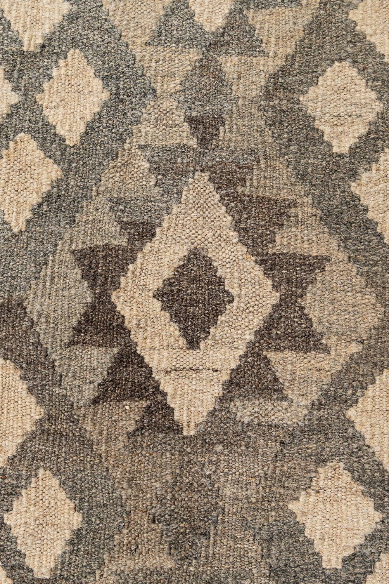 6' 11 x 9' 7 Hand Woven Kilim Maymana Wool Rug