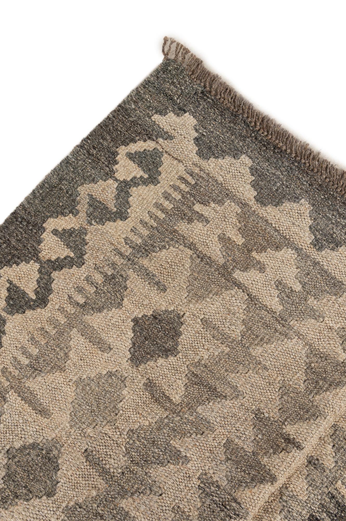 6' 11 x 9' 7 Hand Woven Kilim Maymana Wool Rug