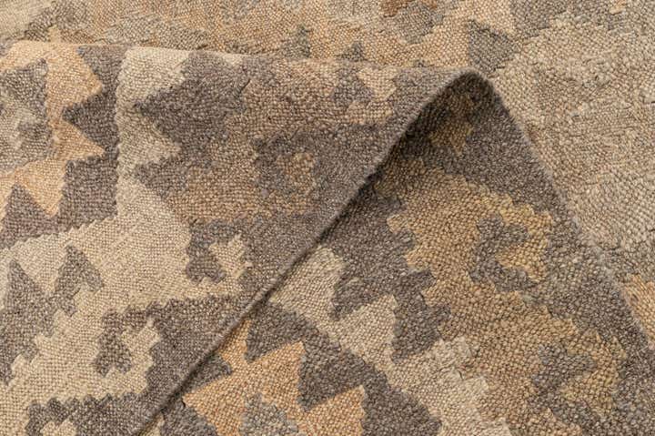 6' 10 x 9' 7 Hand Woven Kilim Maymana Wool Rug