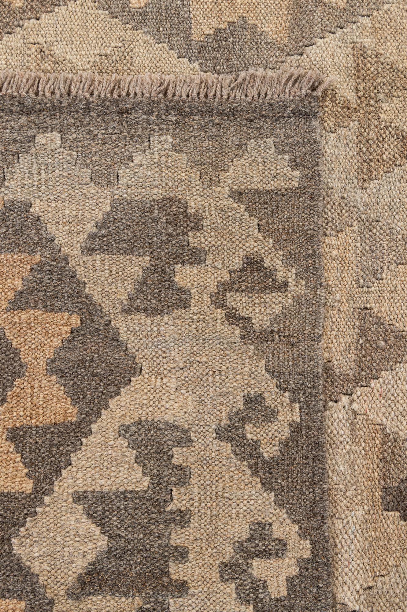 6' 10 x 9' 7 Hand Woven Kilim Maymana Wool Rug