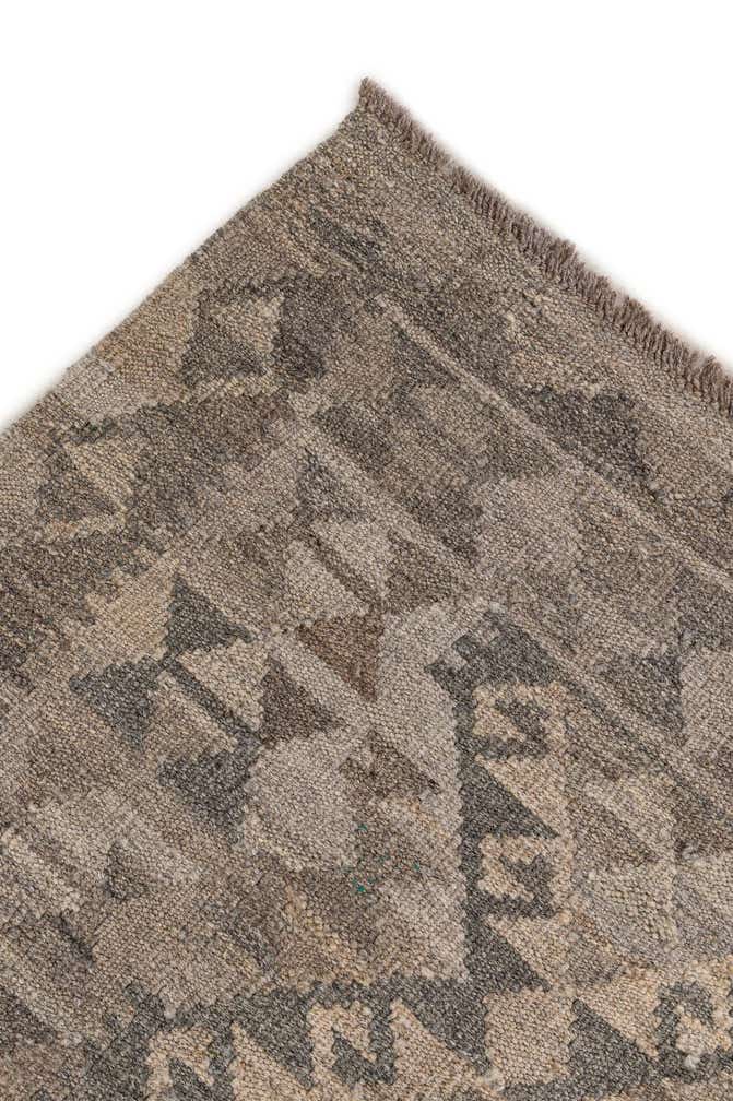 6' 11 x 9' 7 Hand Woven Kilim Maymana Wool Rug
