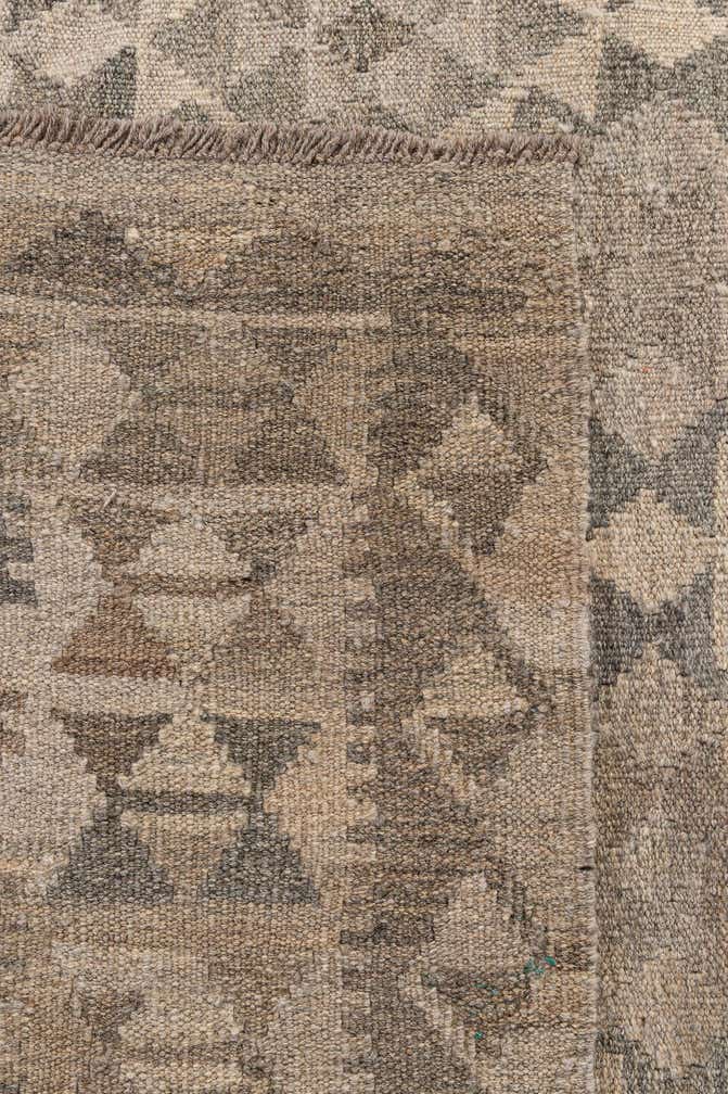 6' 11 x 9' 7 Hand Woven Kilim Maymana Wool Rug