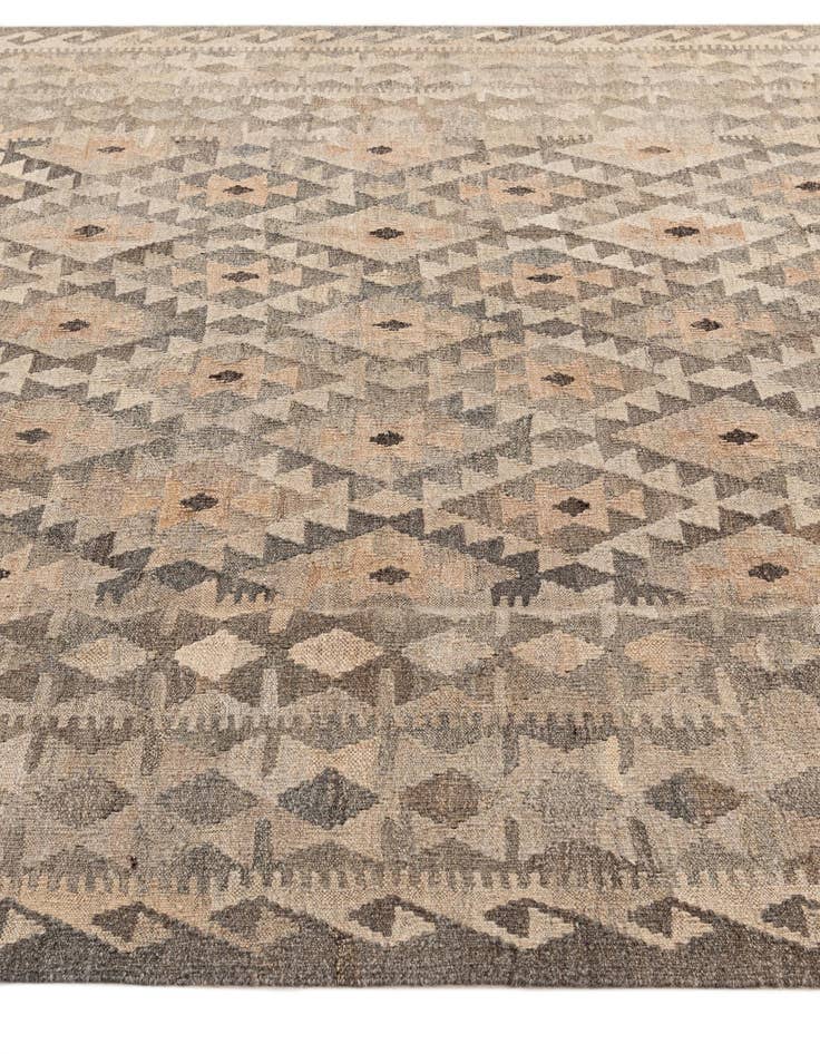 Detail image of 6' 11 x 9' 7  Hand Woven Kilim Maymana Wool Rug