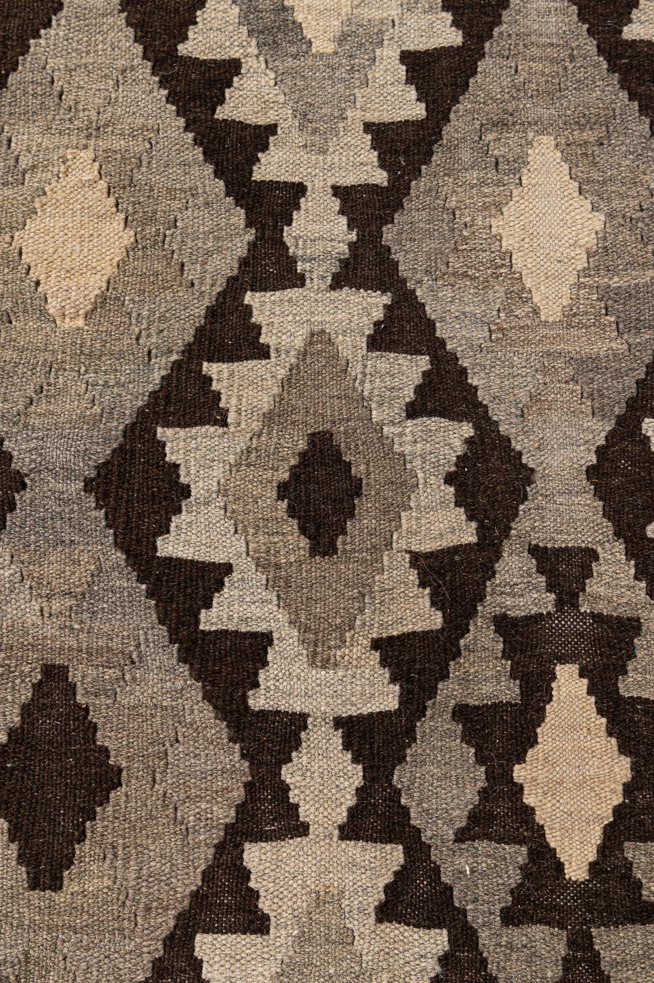 6' 11 x 9' 5 Hand Woven Kilim Maymana Wool Rug