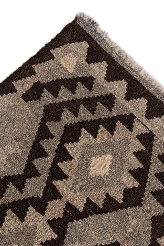 6' 11 x 9' 5 Hand Woven Kilim Maymana Wool Rug