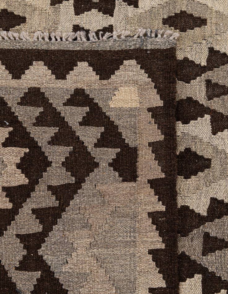 Detail image of 6' 11 x 9' 5  Hand Woven Kilim Maymana Wool Rug