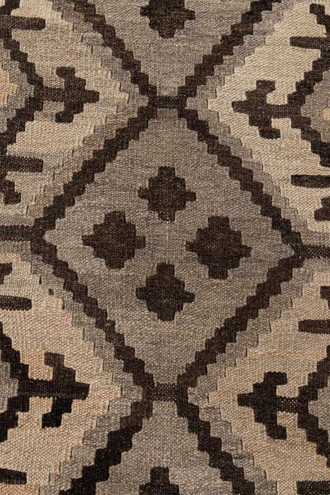 6' 11 x 9' 5 Hand Woven Kilim Maymana Wool Rug