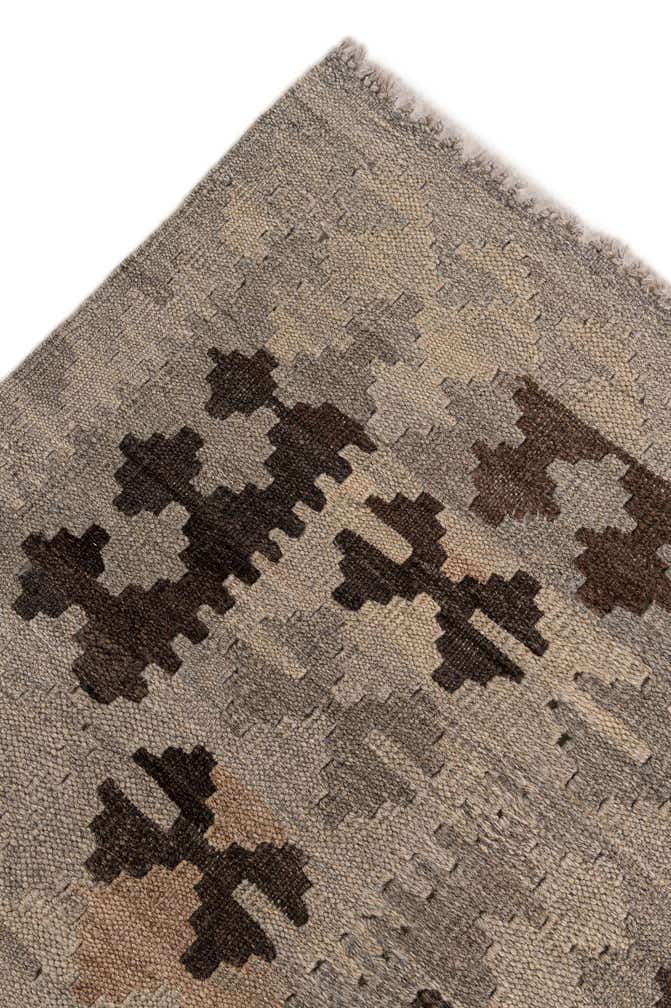 6' 11 x 9' 5 Hand Woven Kilim Maymana Wool Rug
