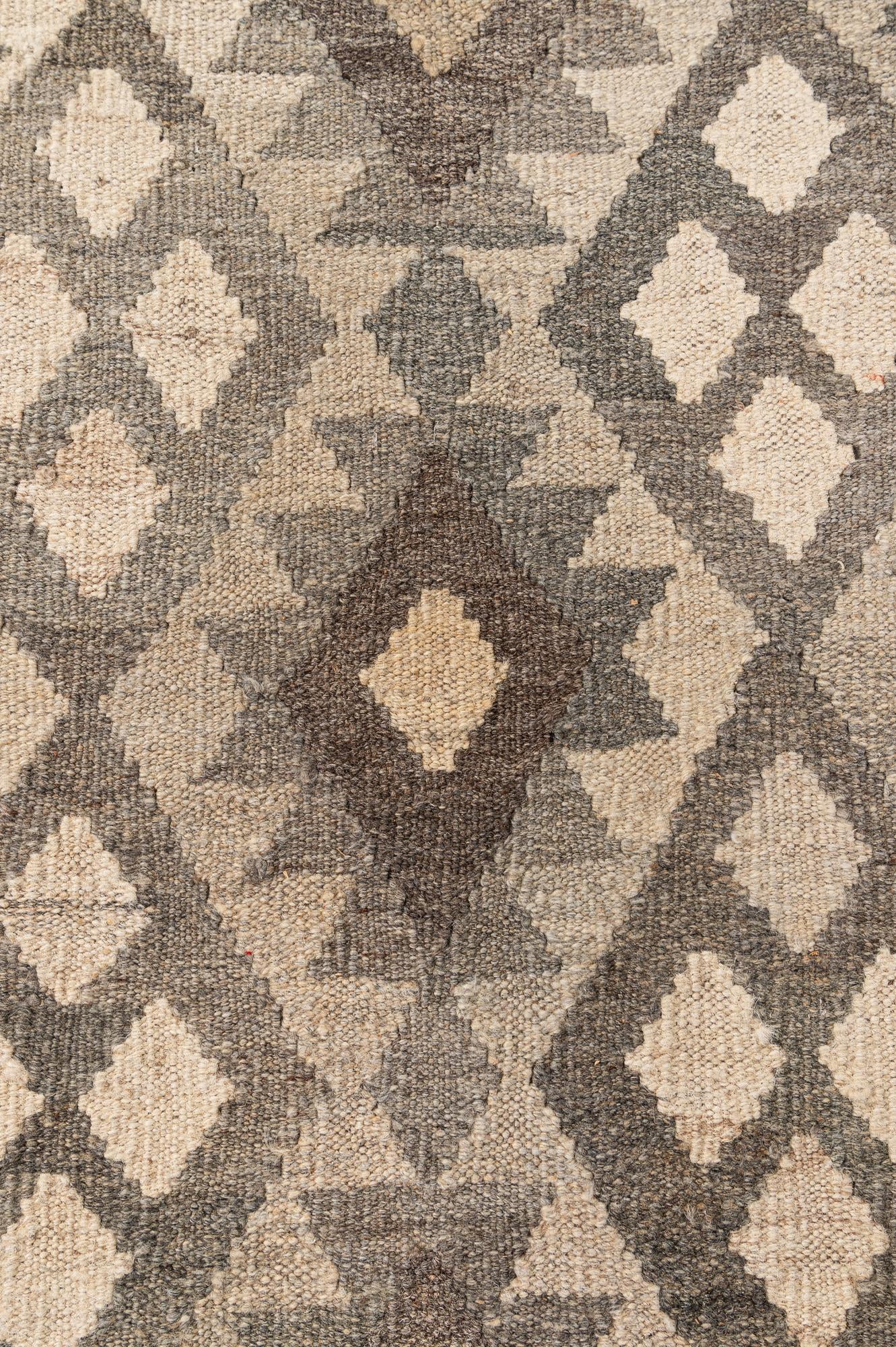 6' 10 x 9' 7 Hand Woven Kilim Maymana Wool Rug