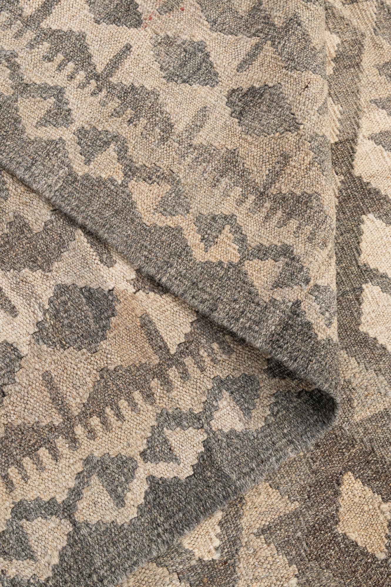6' 10 x 9' 7 Hand Woven Kilim Maymana Wool Rug