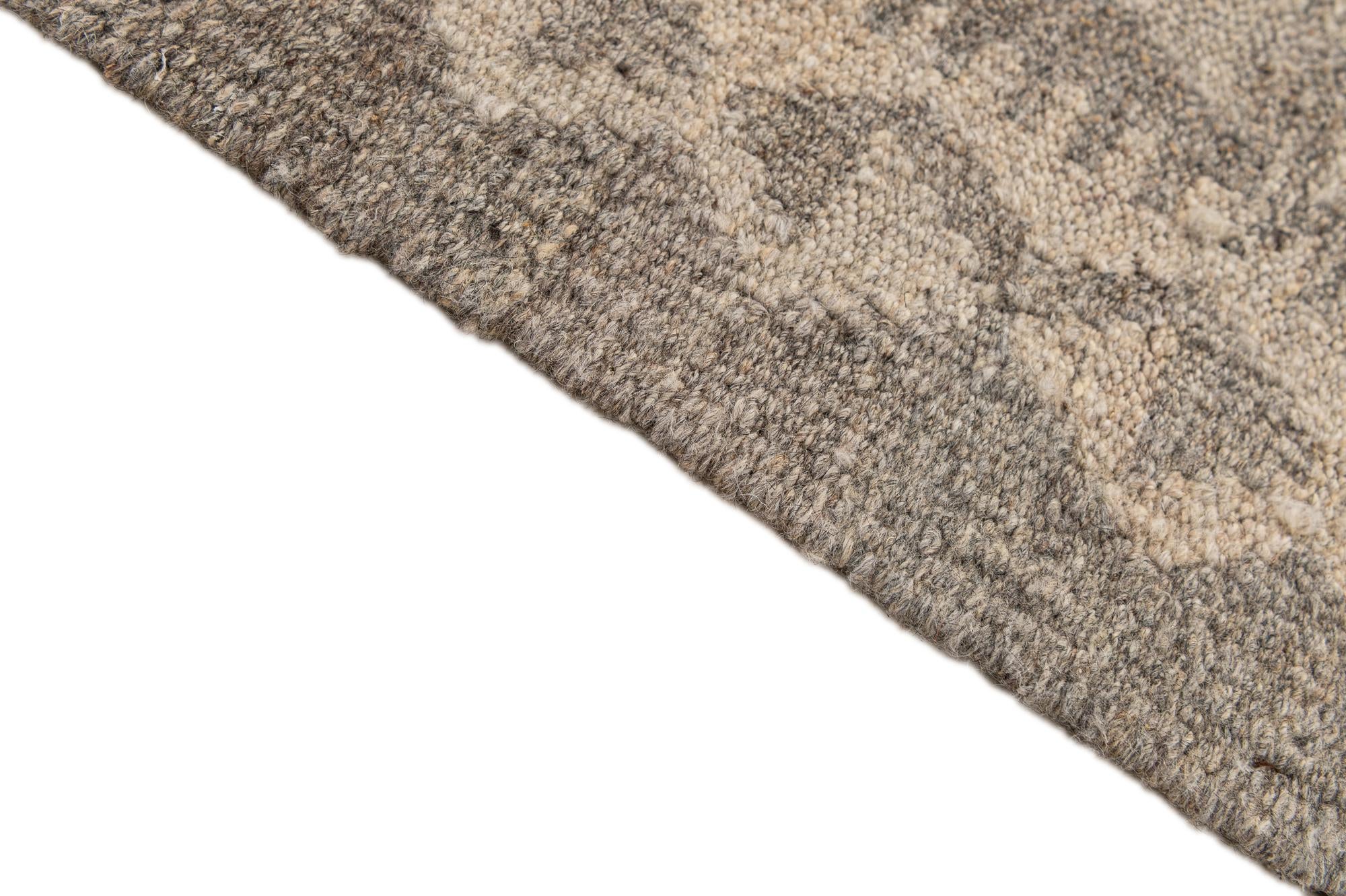 6' 10 x 9' 7 Hand Woven Kilim Maymana Wool Rug