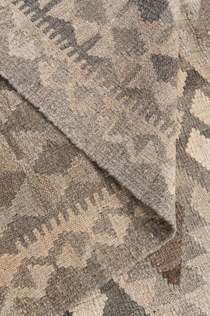 6' 10 x 9' 7 Hand Woven Kilim Maymana Wool Rug