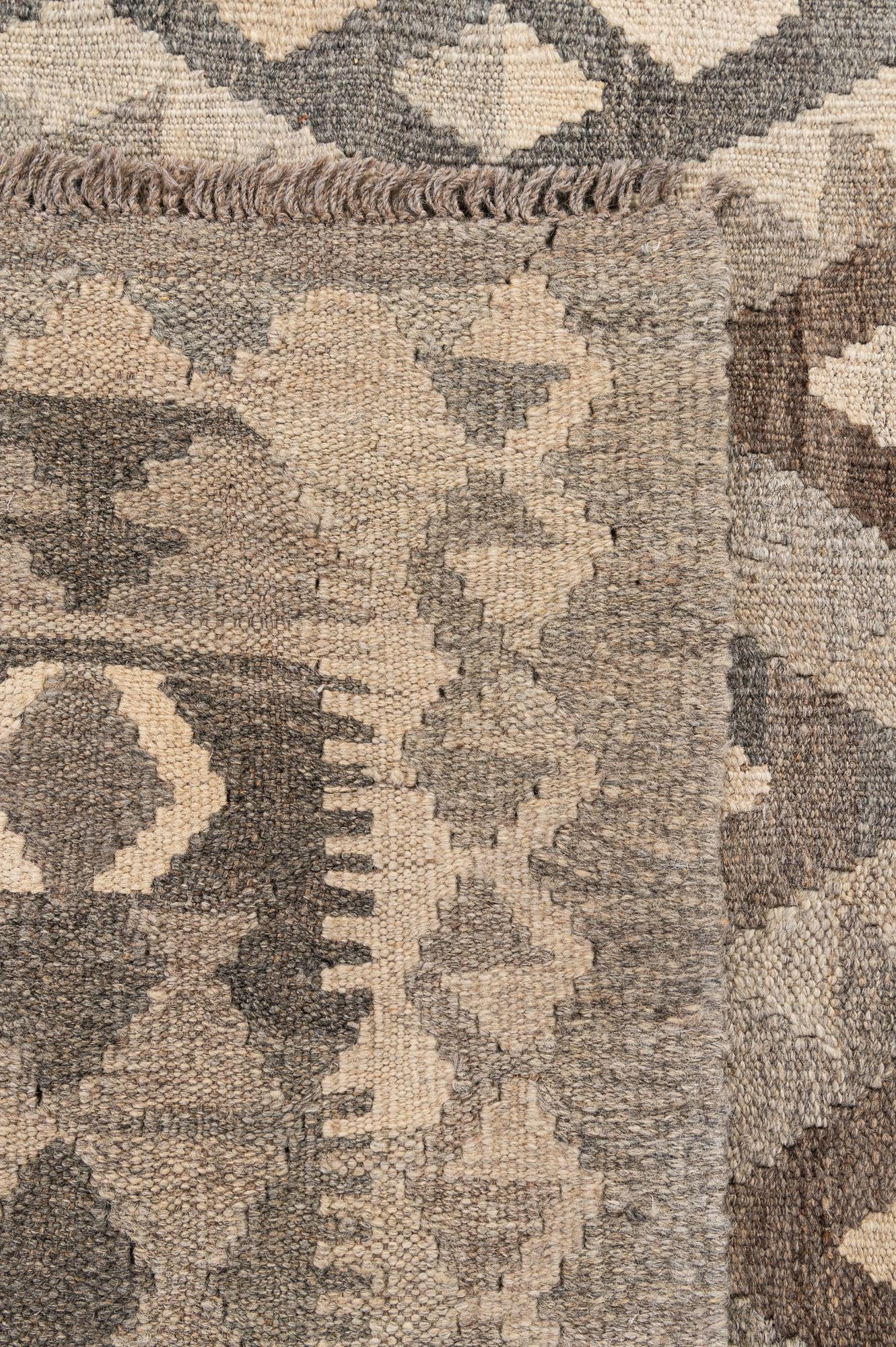 6' 10 x 9' 7 Hand Woven Kilim Maymana Wool Rug