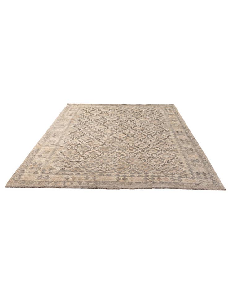 Detail image of 6' 11 x 9' 8 Hand Woven Kilim Maymana Wool Rug