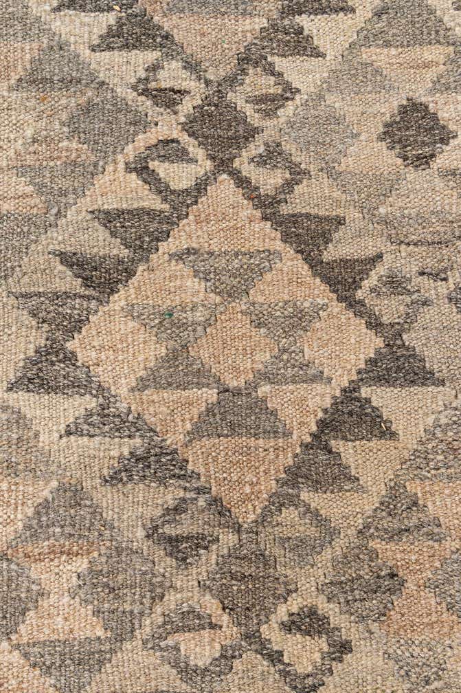 6' 11 x 9' 8 Hand Woven Kilim Maymana Wool Rug