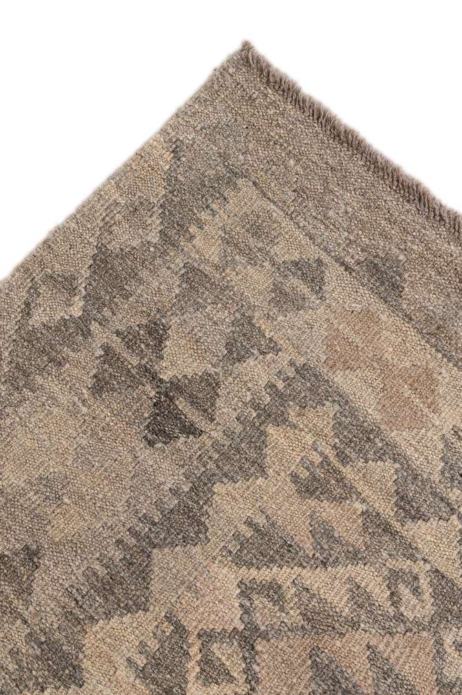 6' 11 x 9' 8 Hand Woven Kilim Maymana Wool Rug