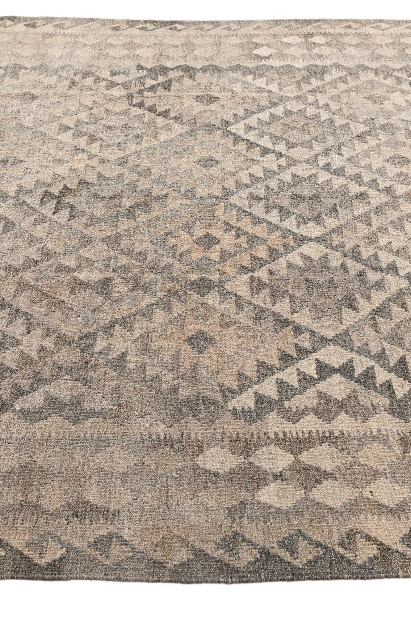 6' 11 x 9' 9 Hand Woven Kilim Maymana Wool Rug