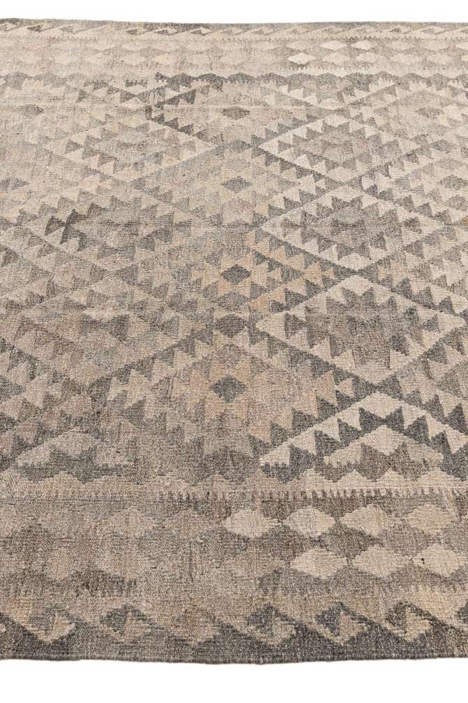 6' 11 x 9' 9 Hand Woven Kilim Maymana Wool Rug