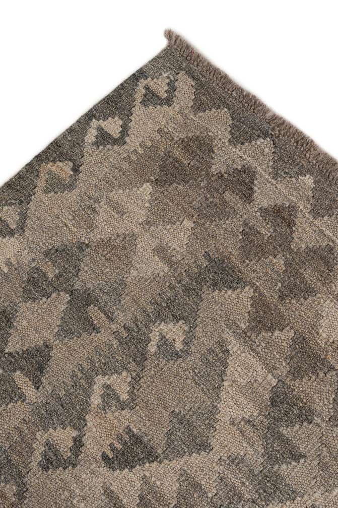 6' 11 x 9' 8 Hand Woven Kilim Maymana Wool Rug