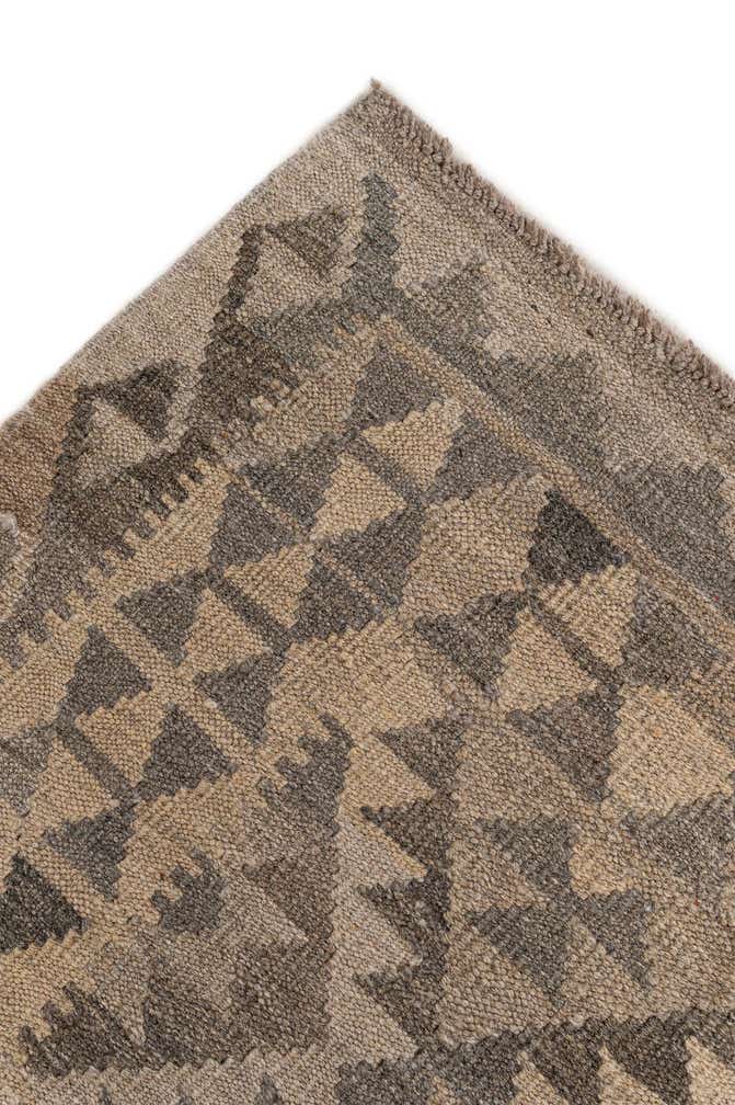 6' 10 x 9' 7 Hand Woven Kilim Maymana Wool Rug