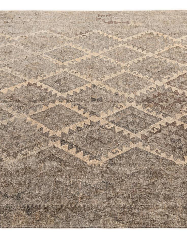 Detail image of 6' 10 x 9' 7 Hand Knotted Kilim Maymana Wool Rug