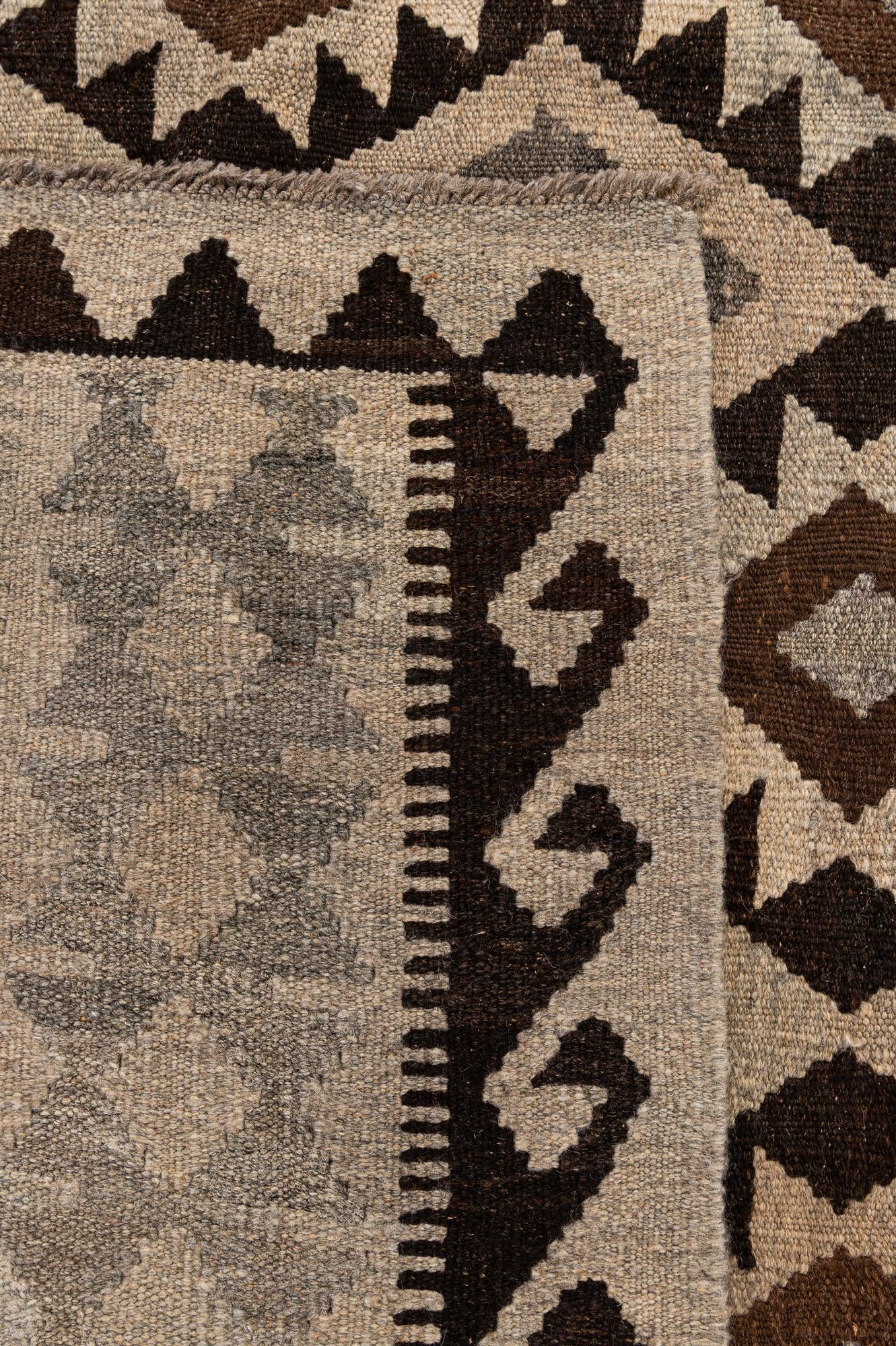 6' 10 x 9' 8 Hand Woven Kilim Maymana Wool Rug