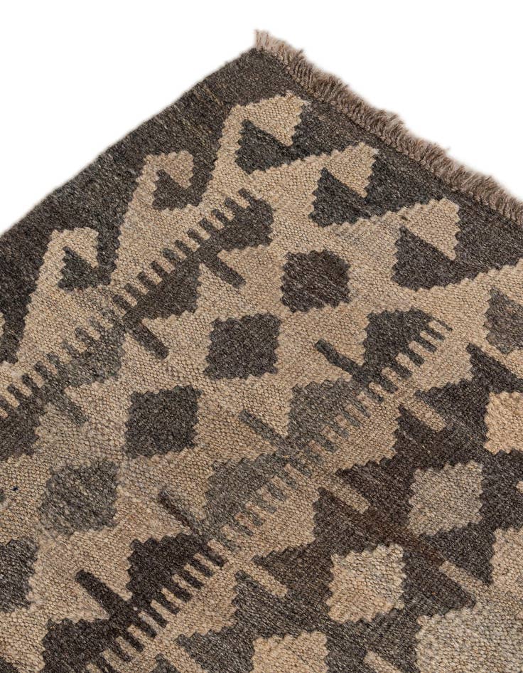 Detail image of 6' 10 x 9' 9  Hand Woven Kilim Maymana Wool Rug