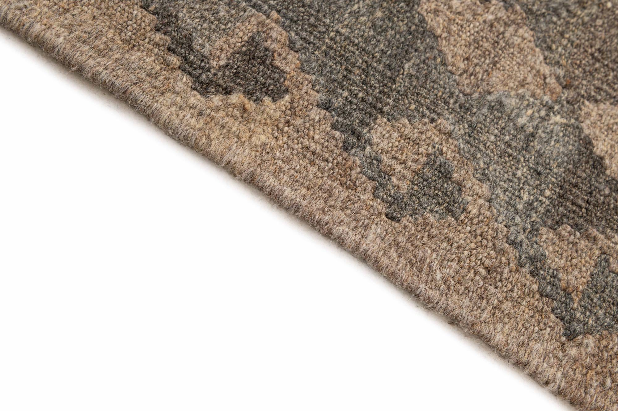 6' 10 x 9' 7 Hand Woven Kilim Maymana Wool Rug