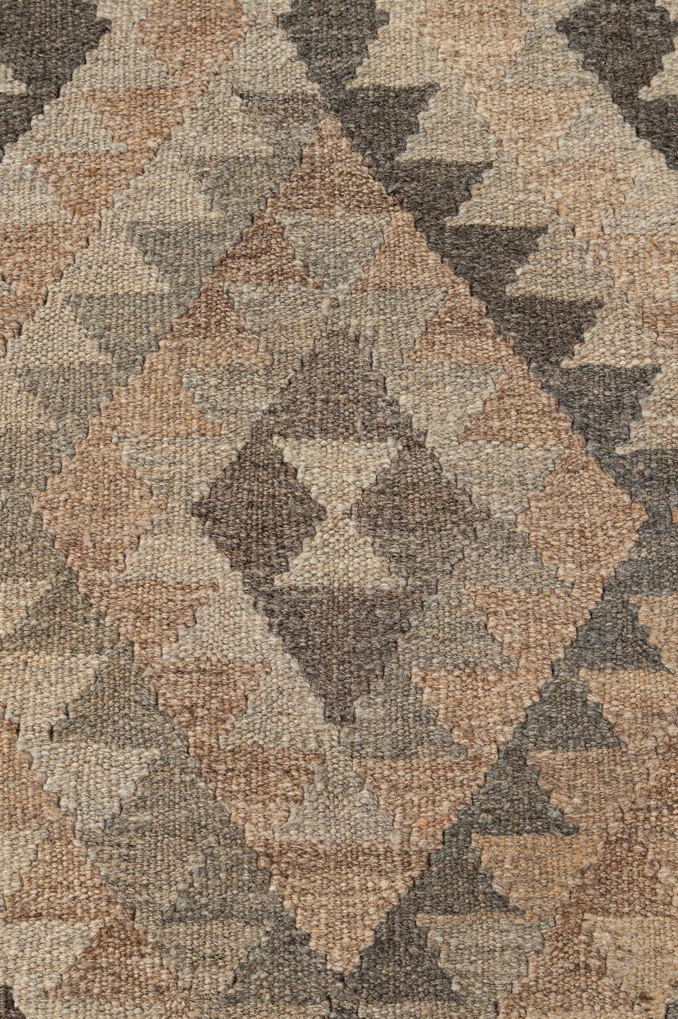 6' 10 x 9' 7 Hand Woven Kilim Maymana Wool Rug