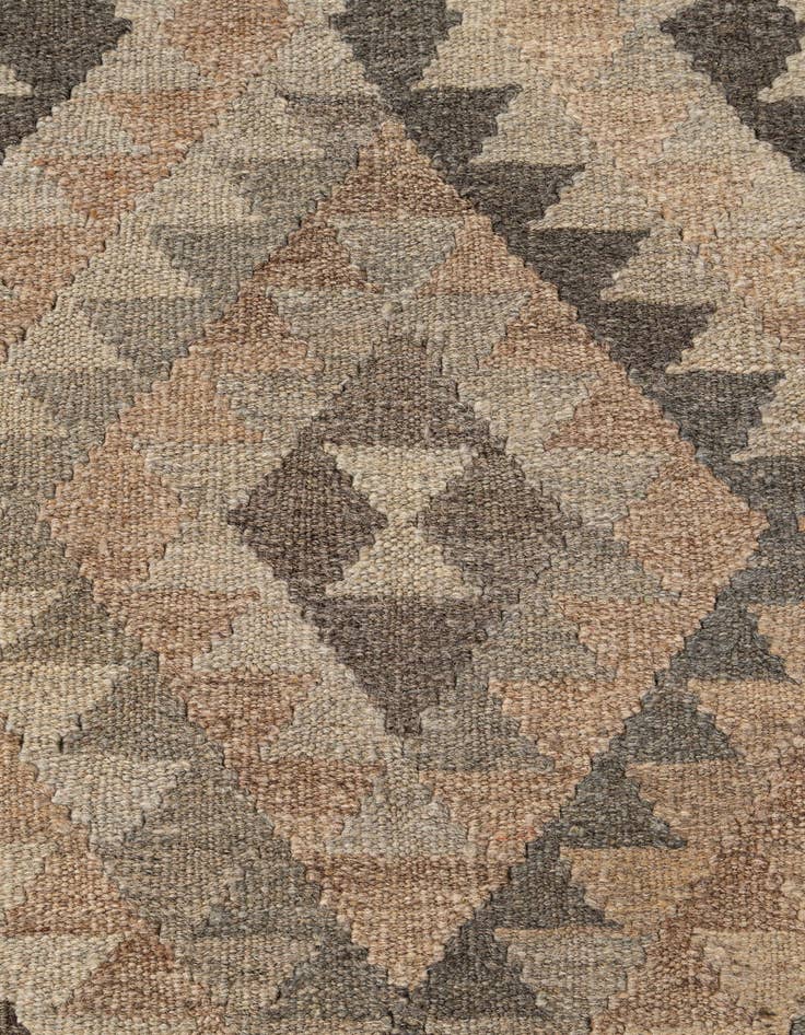 Detail image of 6' 10 x 9' 7  Hand Woven Kilim Maymana Wool Rug