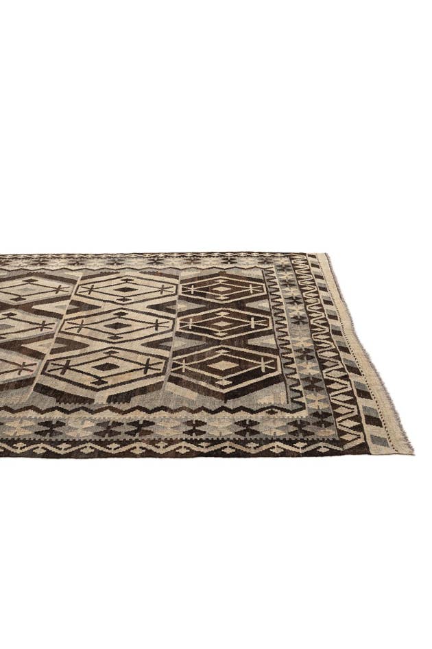 Detail image of 6' 9 x 9' 8 Hand Woven Kilim Maymana Wool Rug