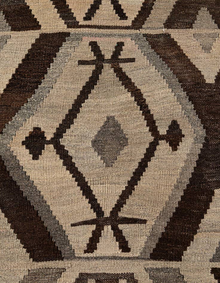 Detail image of 6' 9 x 9' 8  Hand Woven Kilim Maymana Wool Rug