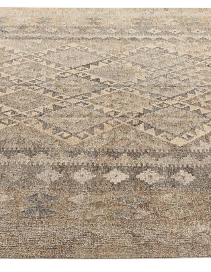 Detail image of 6' 11 x 9' 9  Hand Woven Kilim Maymana Wool Rug