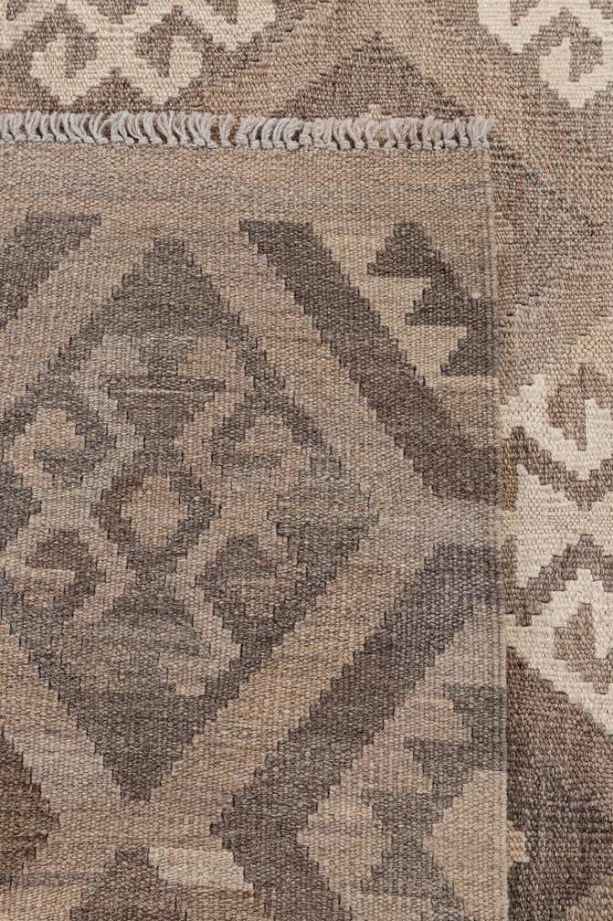 6' 9 x 10' Hand Knotted Kilim Maymana Wool Rug